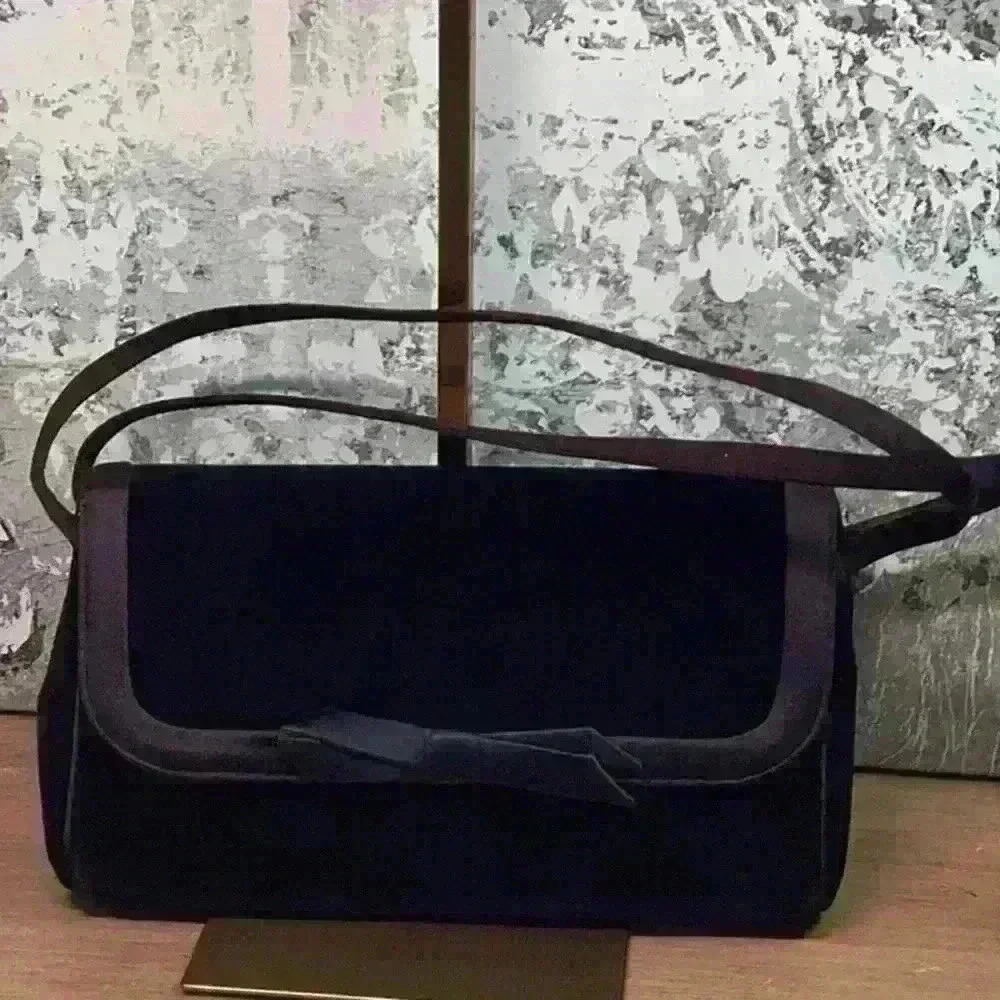Vintage Black Velvet Clutch Bag with Handles